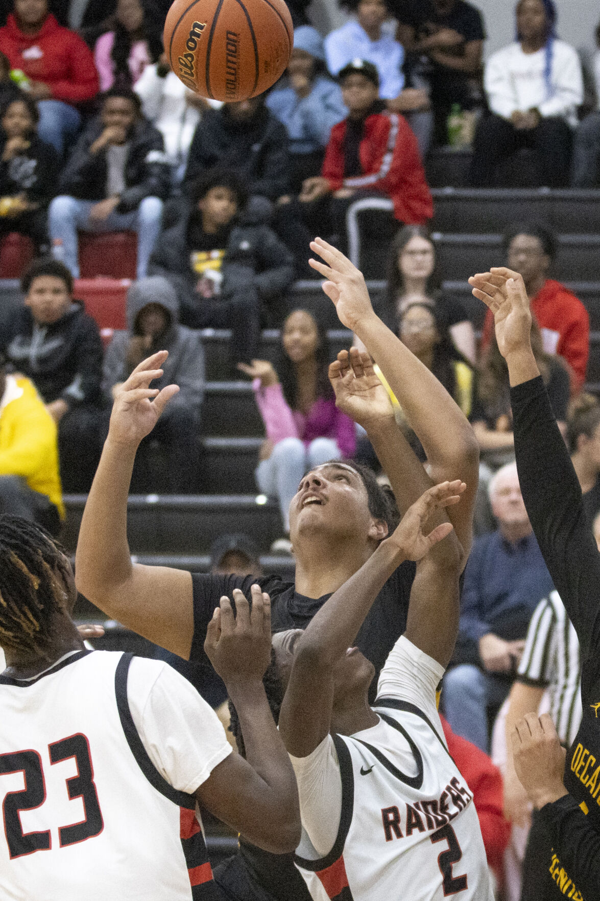 112322-dec-spt-eisenhower-basketball-gallery_23.JPG